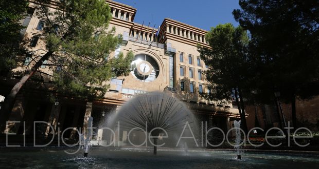The roots of a tree damage your home in Albacete and they will have to compensate you with almost 1,000 euros